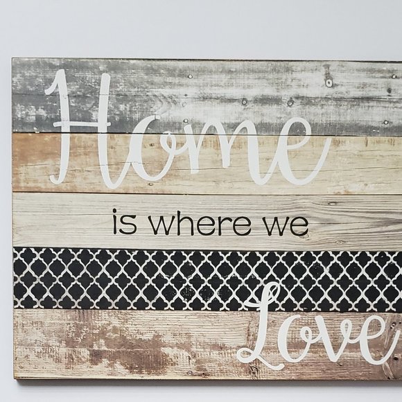 Rustic Wood Wall Decor 2pcs HOME & LOVE theme Chevron Lattice Cottagecore Signs - Picture 2 of 8